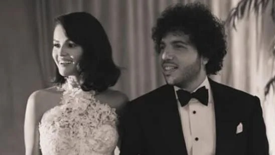 Selena Gomez and Benny Blanco Relationship Now Confirmed as Rare Beauty Story Shuts Down Divorce Rumours - 4