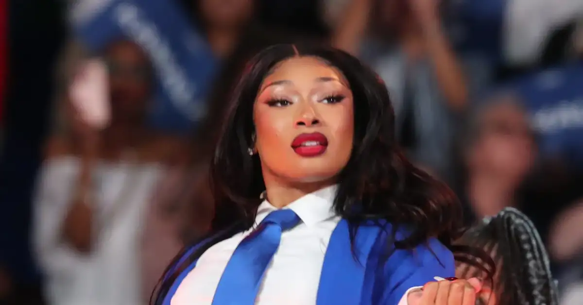 Megan Thee Stallion breaks up with 'cheating' Klay Thompson and says 'trust, fidelity and respect are non-negotiable' in heartbreaking statement - 2