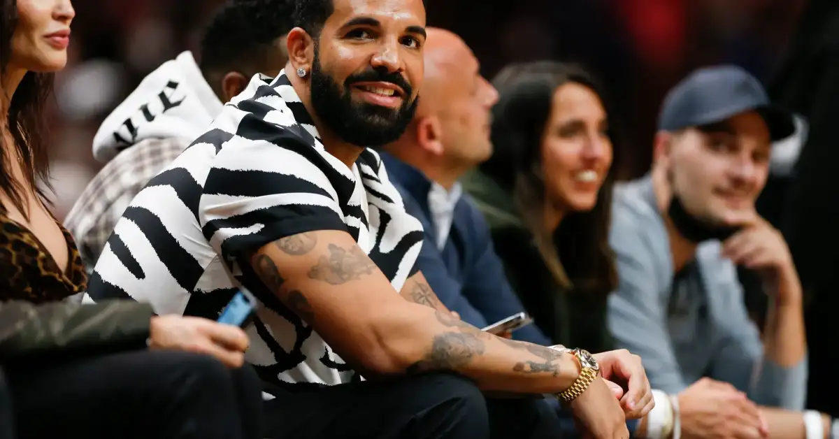 Drake just dropped 3 albums at once — here's what they say about his epic beef with Kendrick Lamar. - 2