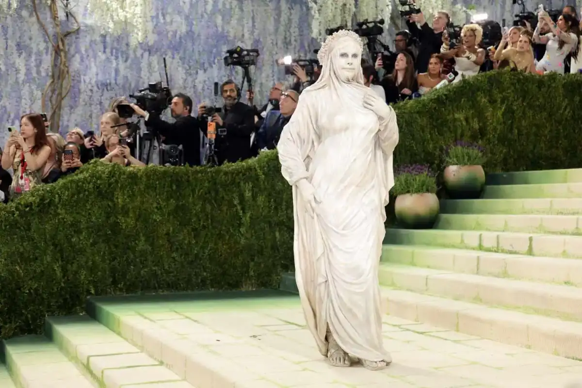 Heidi Klum's Met Gala Look Is Genuinely Terrifying - 3