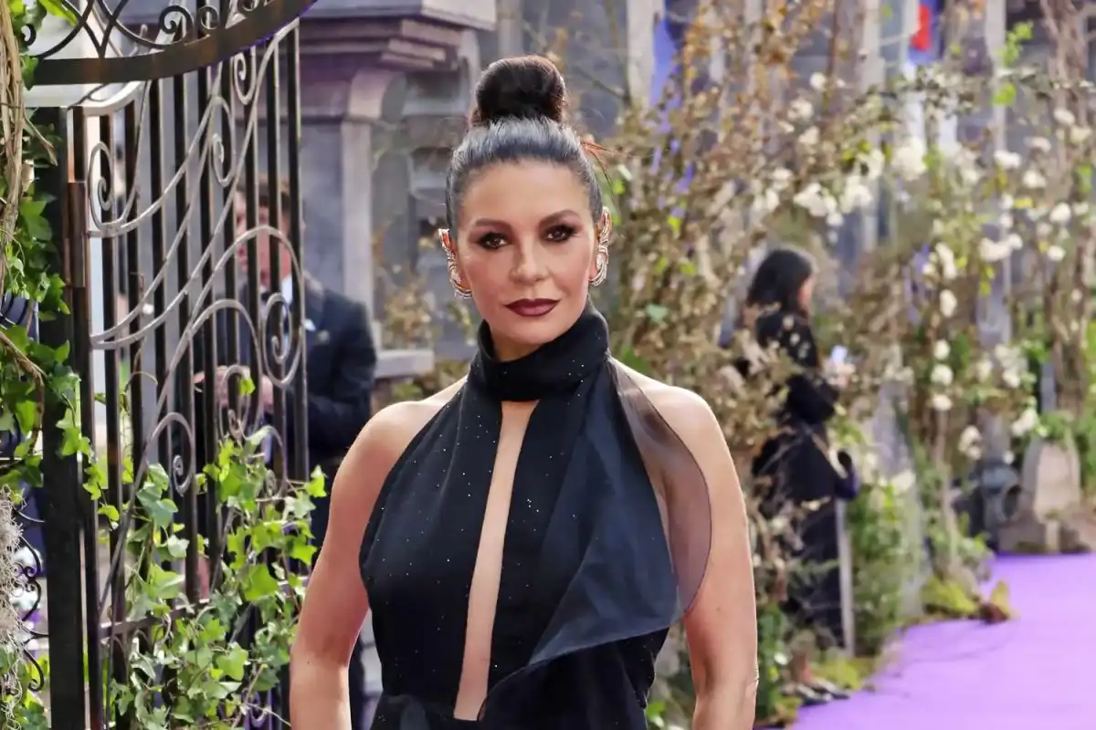 Catherine Zeta-Jones splashes out on multi-million-pound penthouse in Rome for husband Michael Douglas - 1