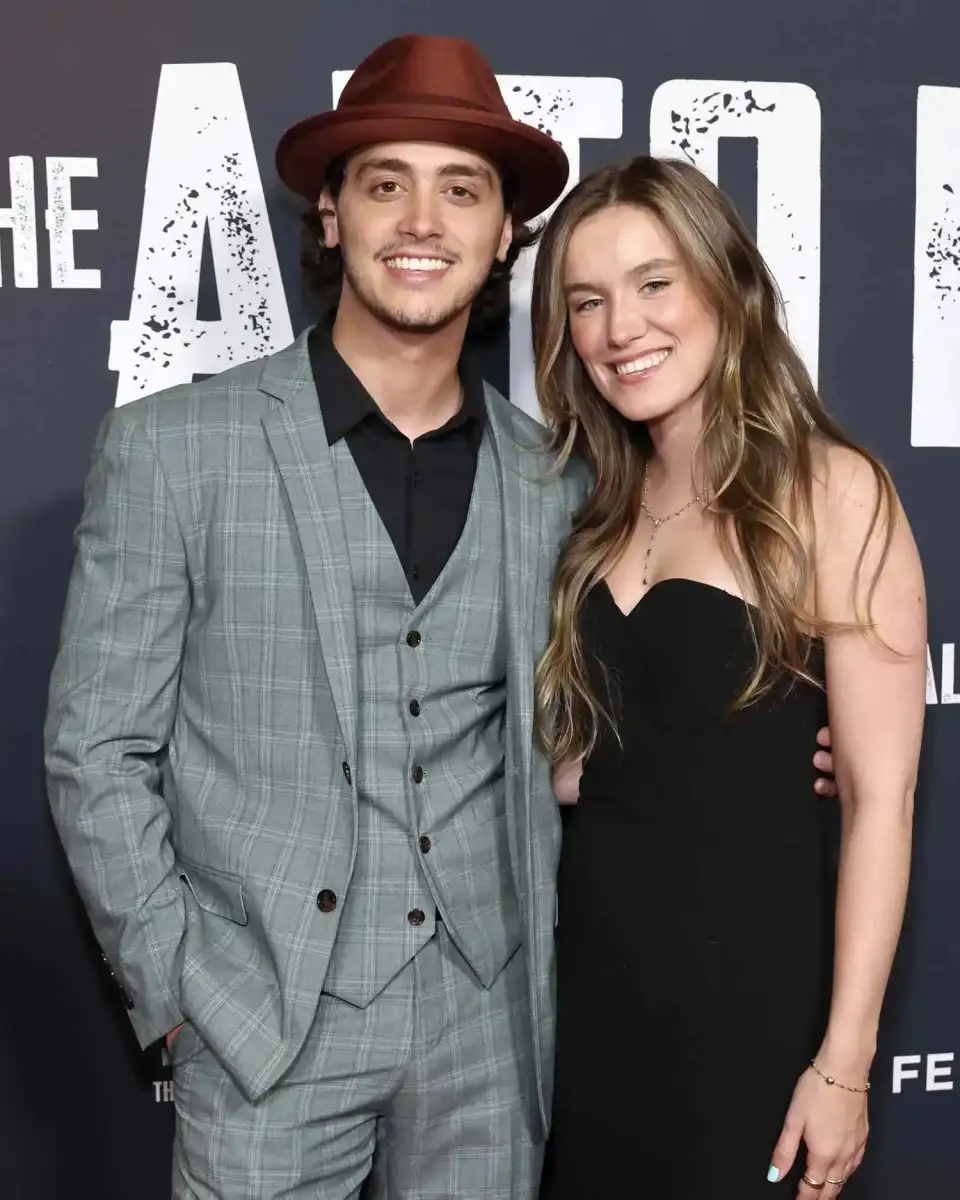 Who Are the Off Campus Stars Dating? Inside the Cast's Love Lives - 2