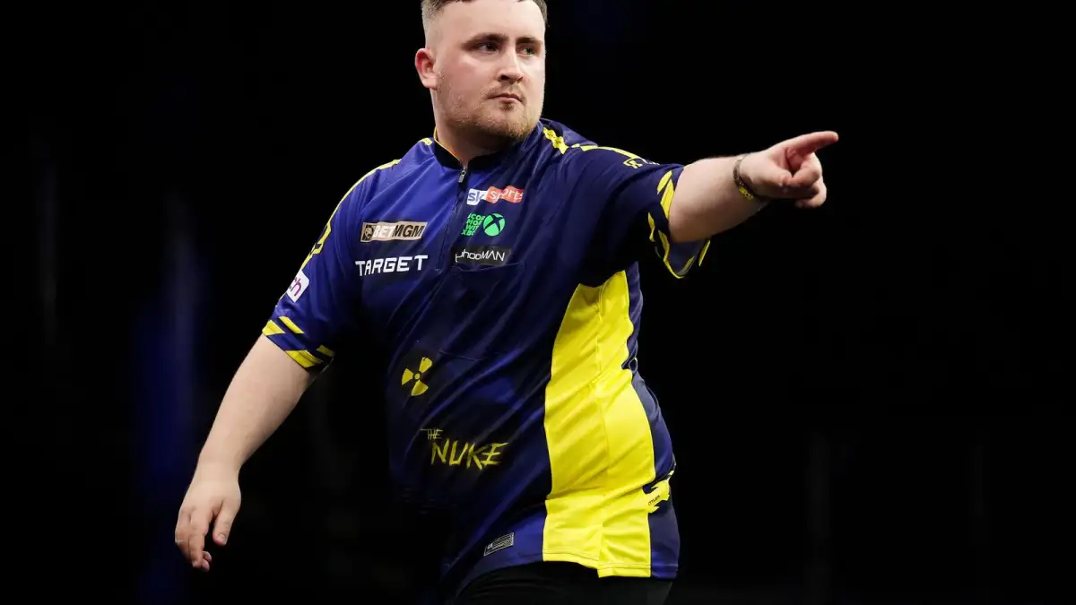 Littler crowned Premier League champion after dramatic win over Humphries - 1