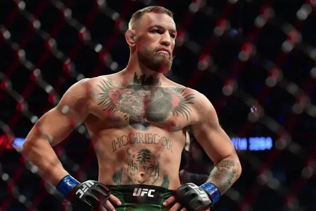 McGregor to fight Holloway in UFC return in July - 4