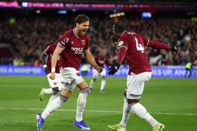 Tottenham wins at last but stays in the drop zone after late drama at West Ham - 2