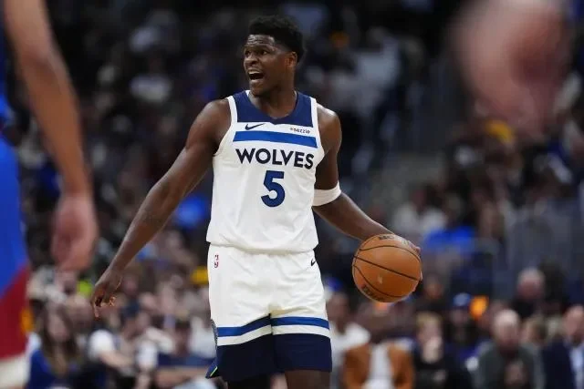 Sources: Wolves expect Edwards to play Game 1 - 3