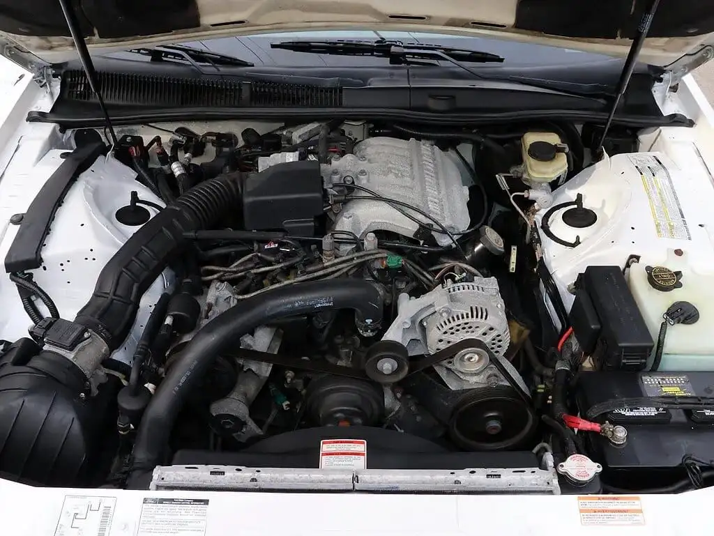 Low-Mileage 1997 Mercury Cougar XR7 Emerges at Online Auction - 2