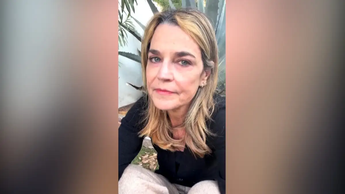 'It's never too late': Savannah Guthrie's new plea for mother's release as FBI analyses glove - 1