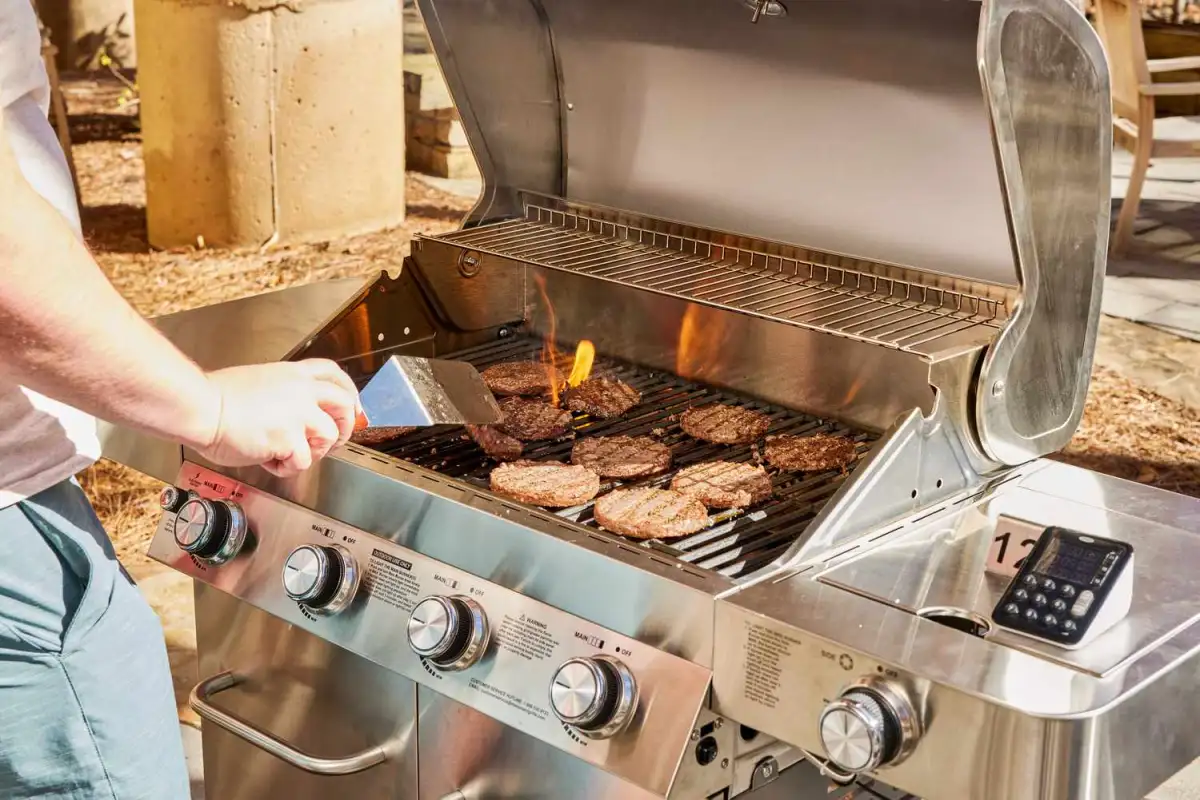 6 Best Gas Grills of 2026, Tested and Ranked by CNET Experts - 2