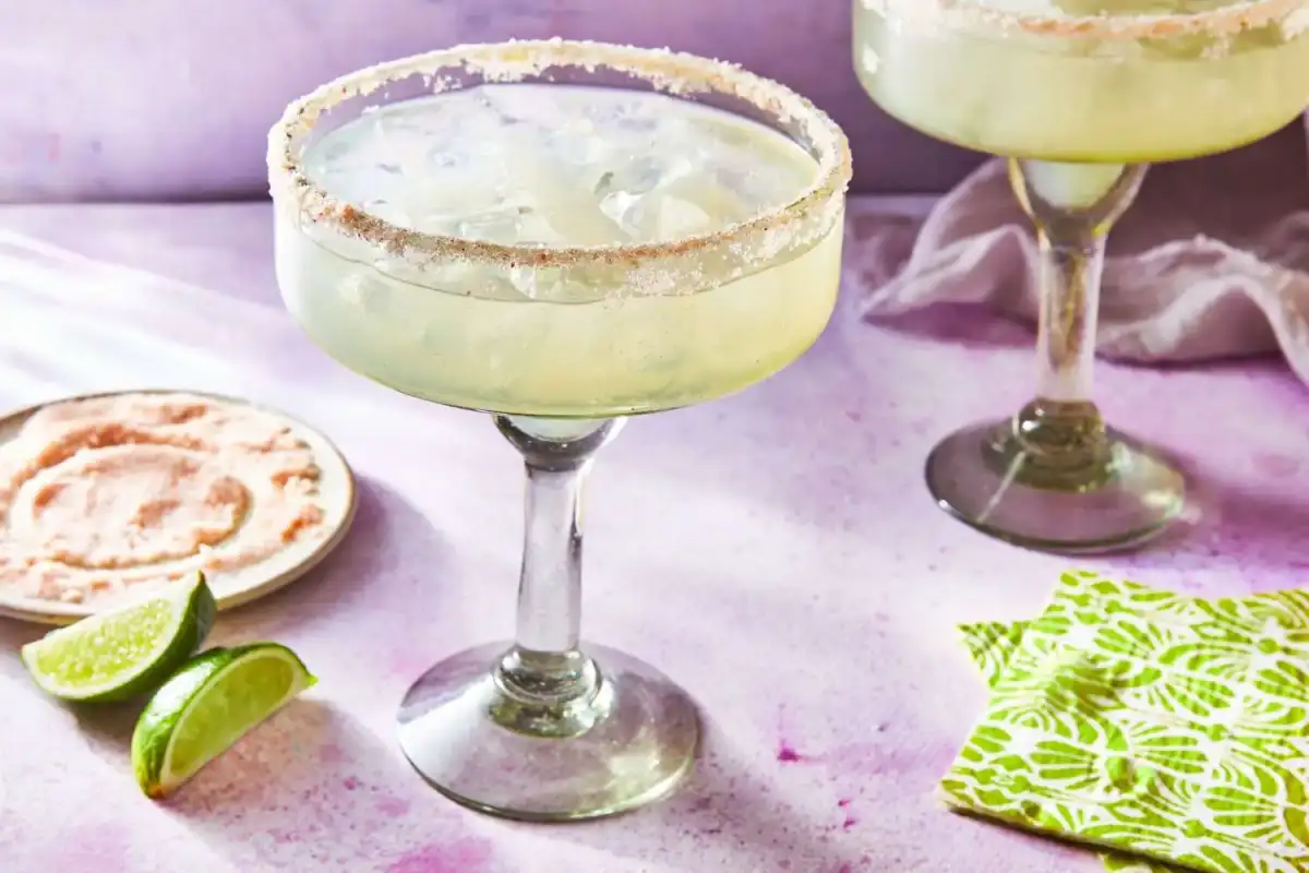 From Spritzes To Slushes, These Are The Cocktails I'm Making This Spring - 4