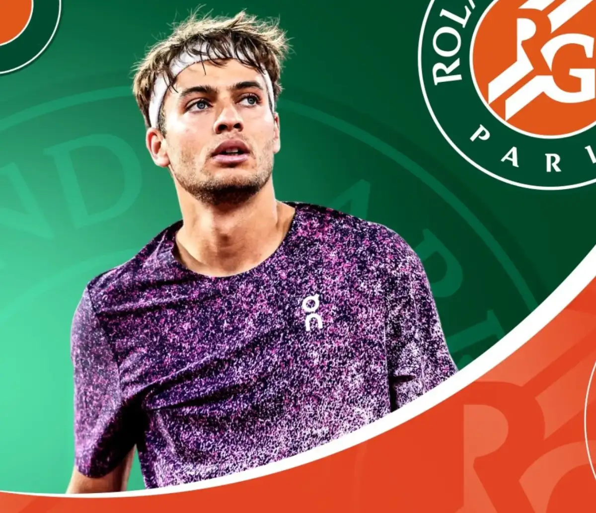 Cobolli through to French Open final after Arnaldi virus blow - 4