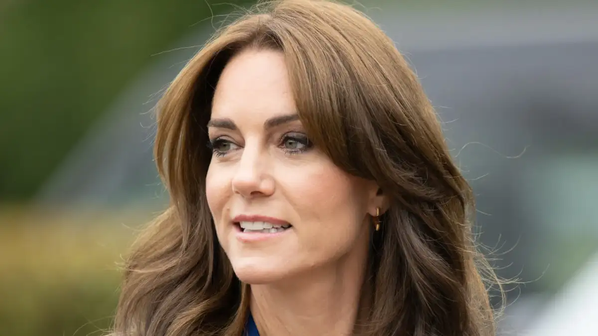 Truth about Kate Middleton's past before Prince William... we Americans see this for what it is: KENNEDY - 3