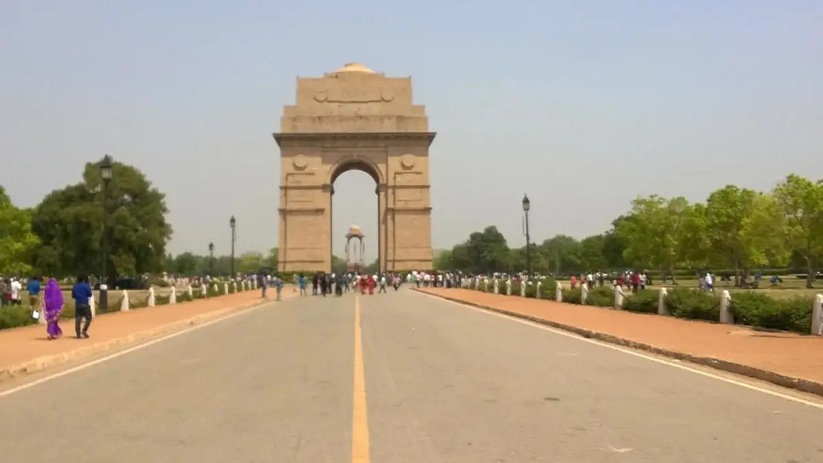 Delhi on High Alert Over Possible Terror Threat, Security Upped Across Key Locations - 3