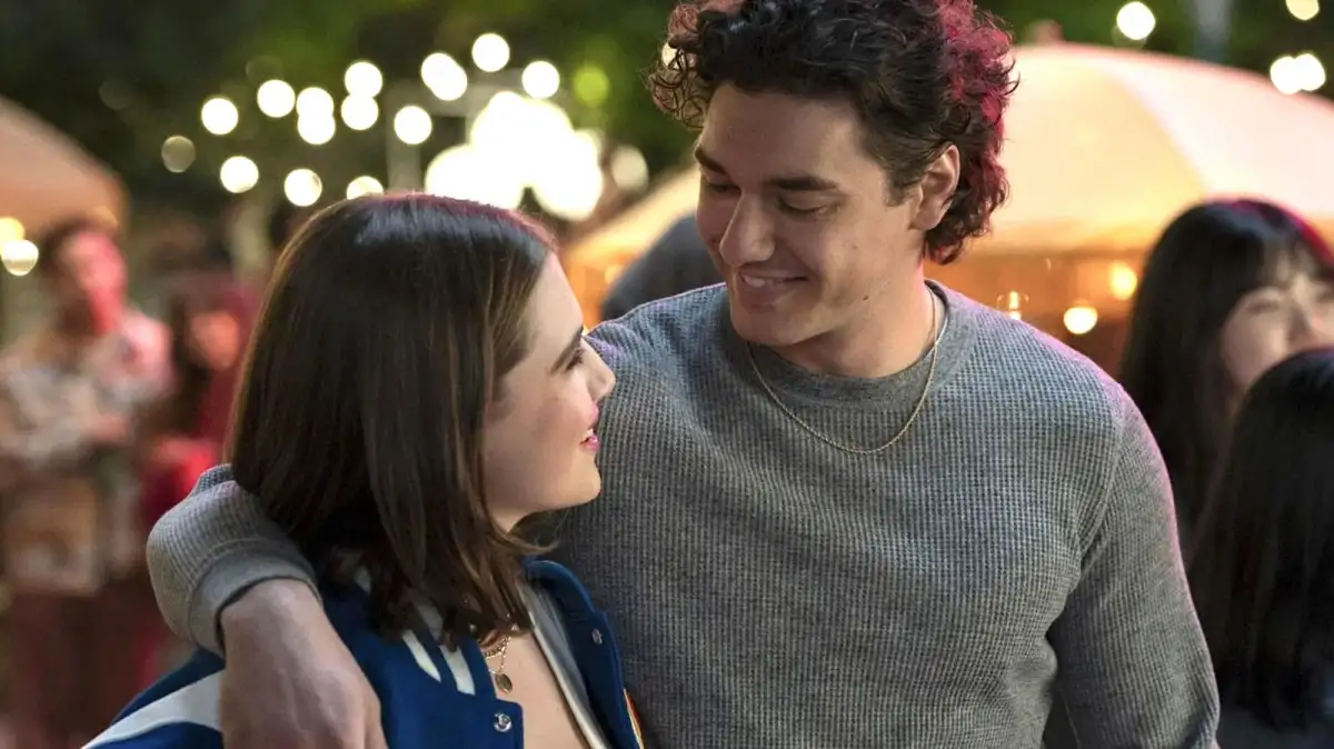 Josh Heuston's 'Off Campus' Exit Explained: Why He Won't Return in Season 2 - 4