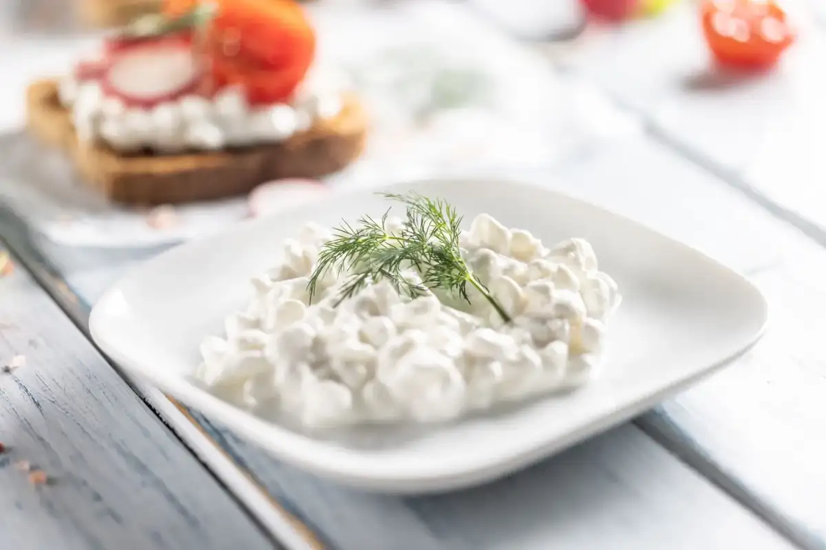 Dietitians reveal the 'super' breakfast food to eat if you want to live longer - 1