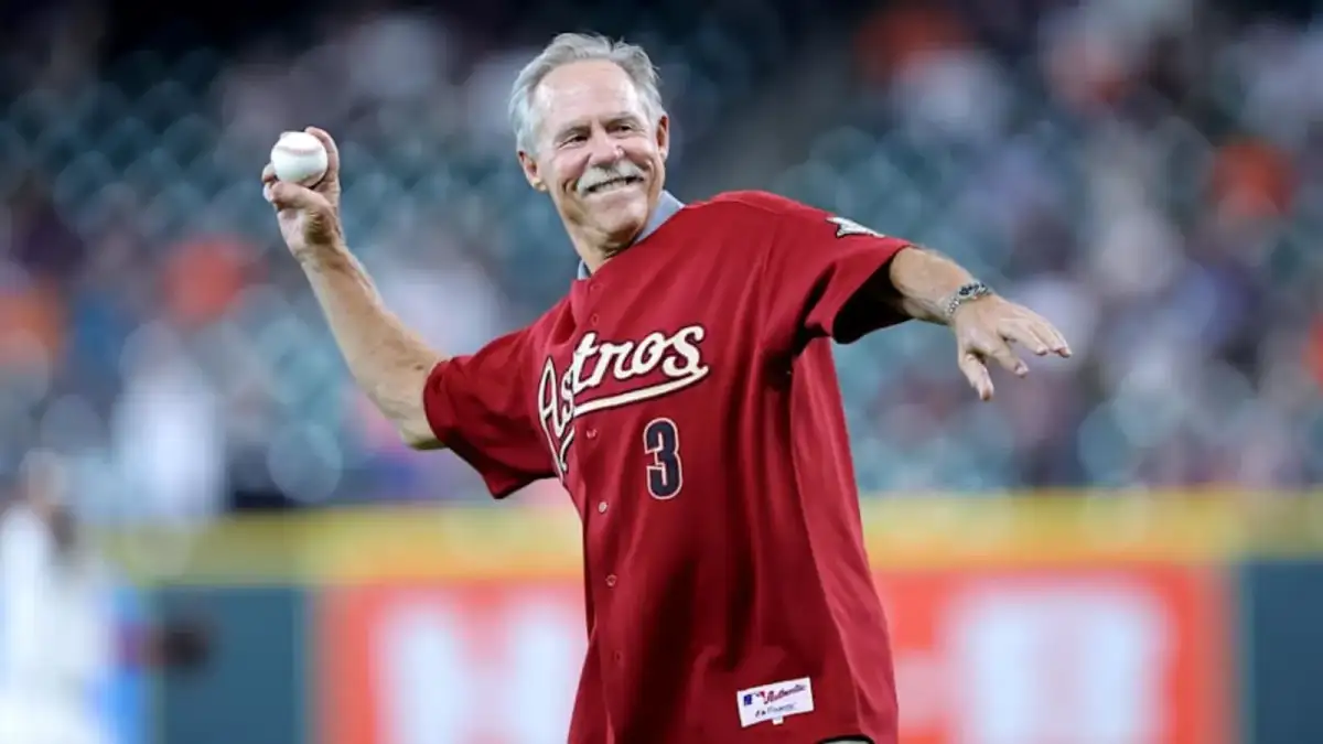 Three-time All-Star, former manager Garner dies - 1